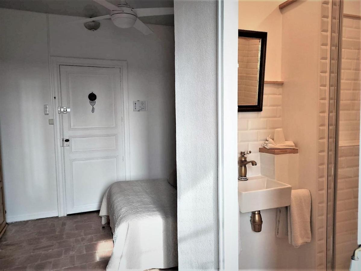 Le Neptune Le Somail Extérieur photo