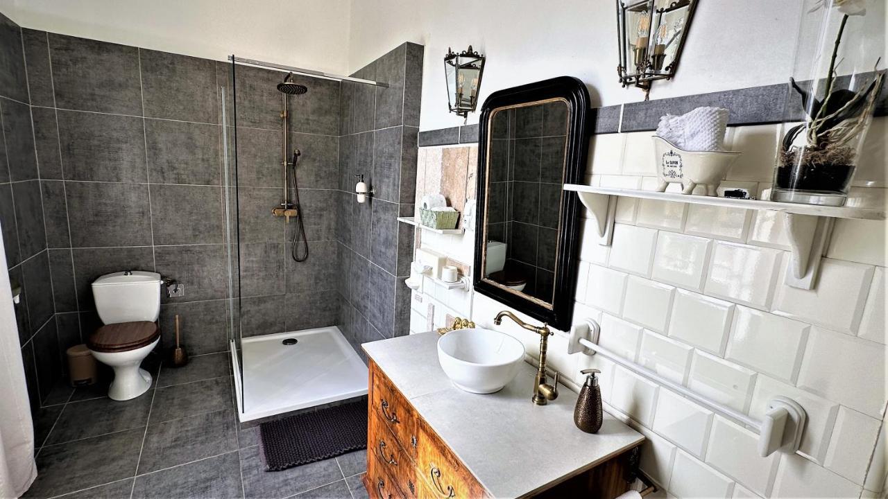 Le Neptune Le Somail Extérieur photo